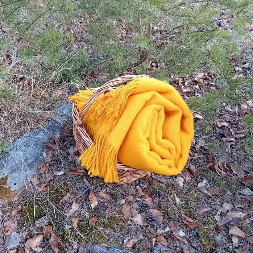 100% Wool Blanket, Golden Yellow Throw with Fringe, 55 x 79 in - View 5