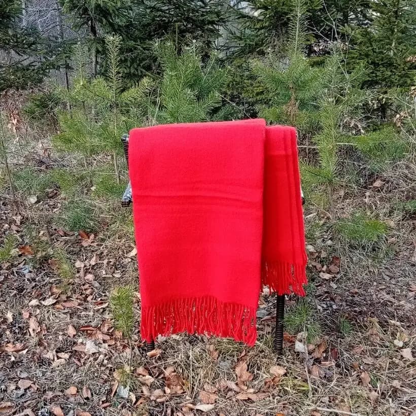 Solid Red 100% Wool Throw Blanket with Fringe, 55x79 in - View 4